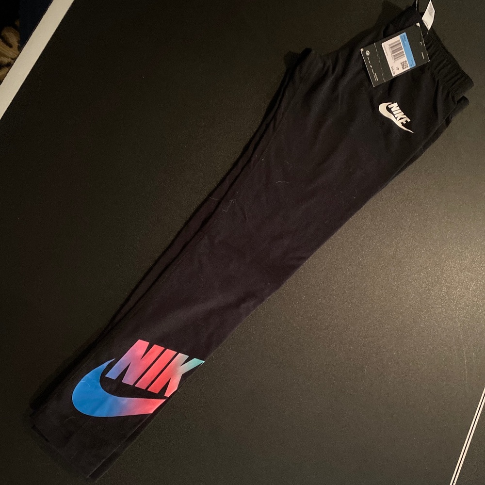 Nike girls leggings